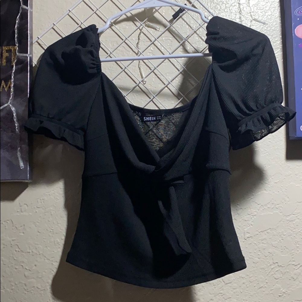Tops - Picture 4 of 16